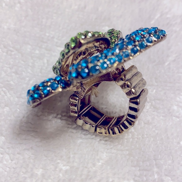 Fashion Jewelry - Cocktail Ring - Picture 2 of 4